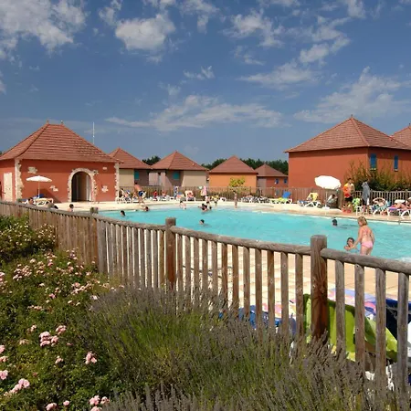 Domaine De Claire Rive.4 Апартаменты *